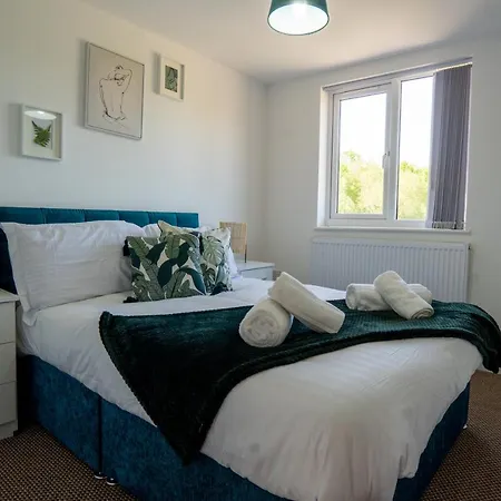 Heartland House, 7 Spacious Bedrooms Sleeps 4 Plus, Near Nec, Jlr,bhx Holiday home *