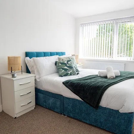 Heartland House, 7 Spacious Bedrooms Sleeps 4 Plus, Near Nec, Jlr,bhx Casa vacanze